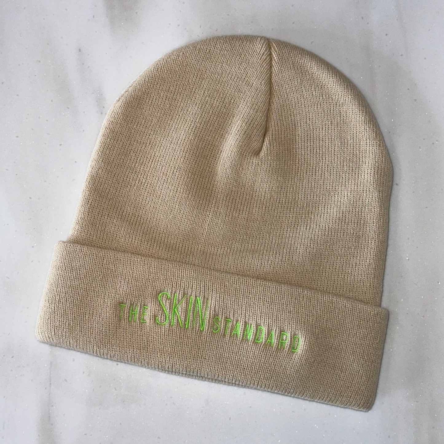 The Skin Standard Beanie (beige/neon)
