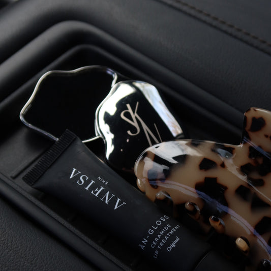 The Skin Standard Compact Mirror